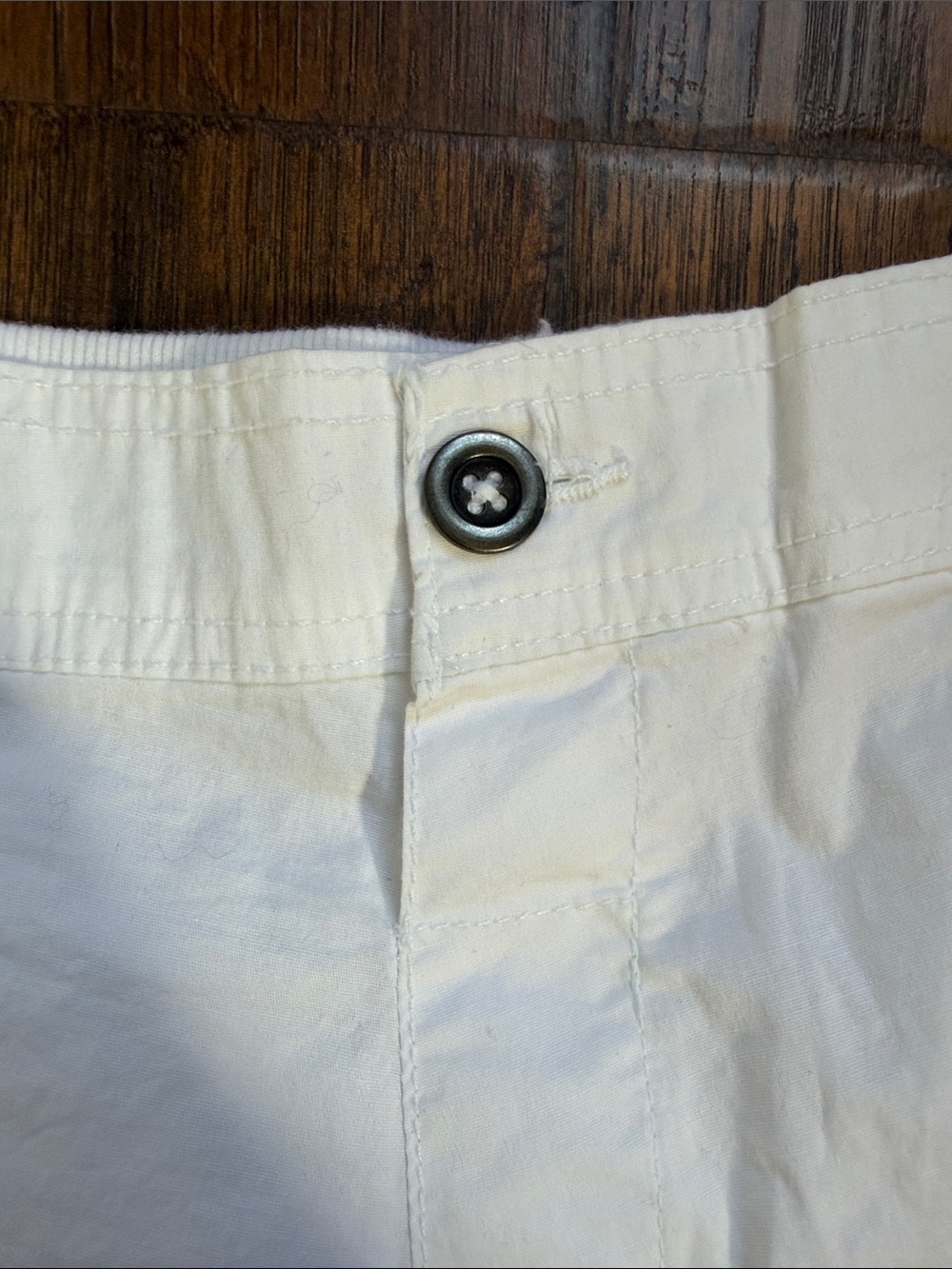 Women’s White Utility Cotton Bermuda Shorts - Picture 4 of 6